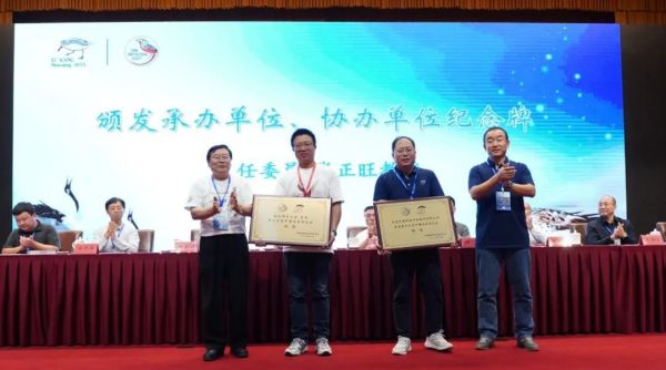 ����ku�ι���,����Ұ������׷��,��������׷����,����׷����